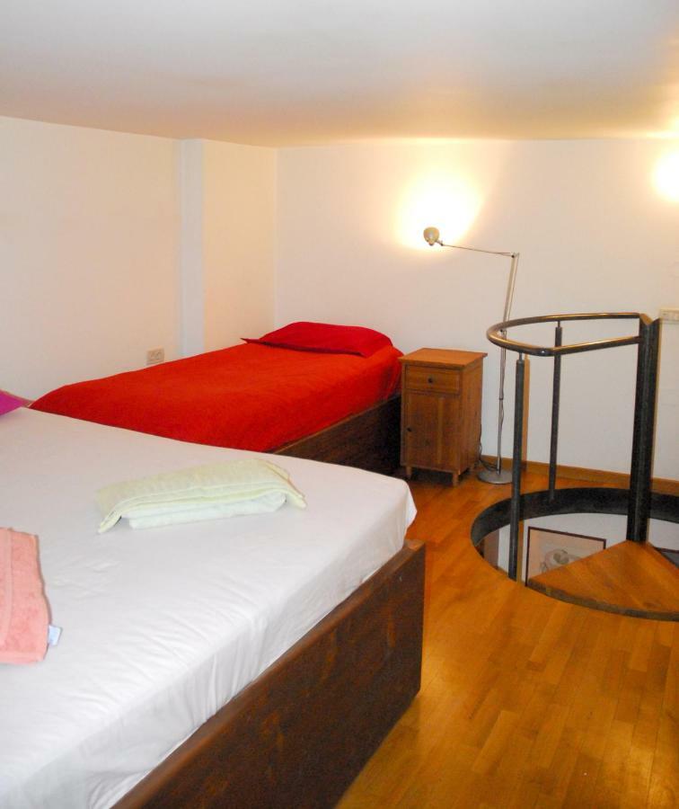 Luxurious Loft With Jacuzzi Apartment *
