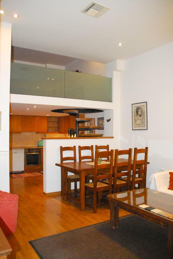Luxurious Loft With Jacuzzi Apartament
